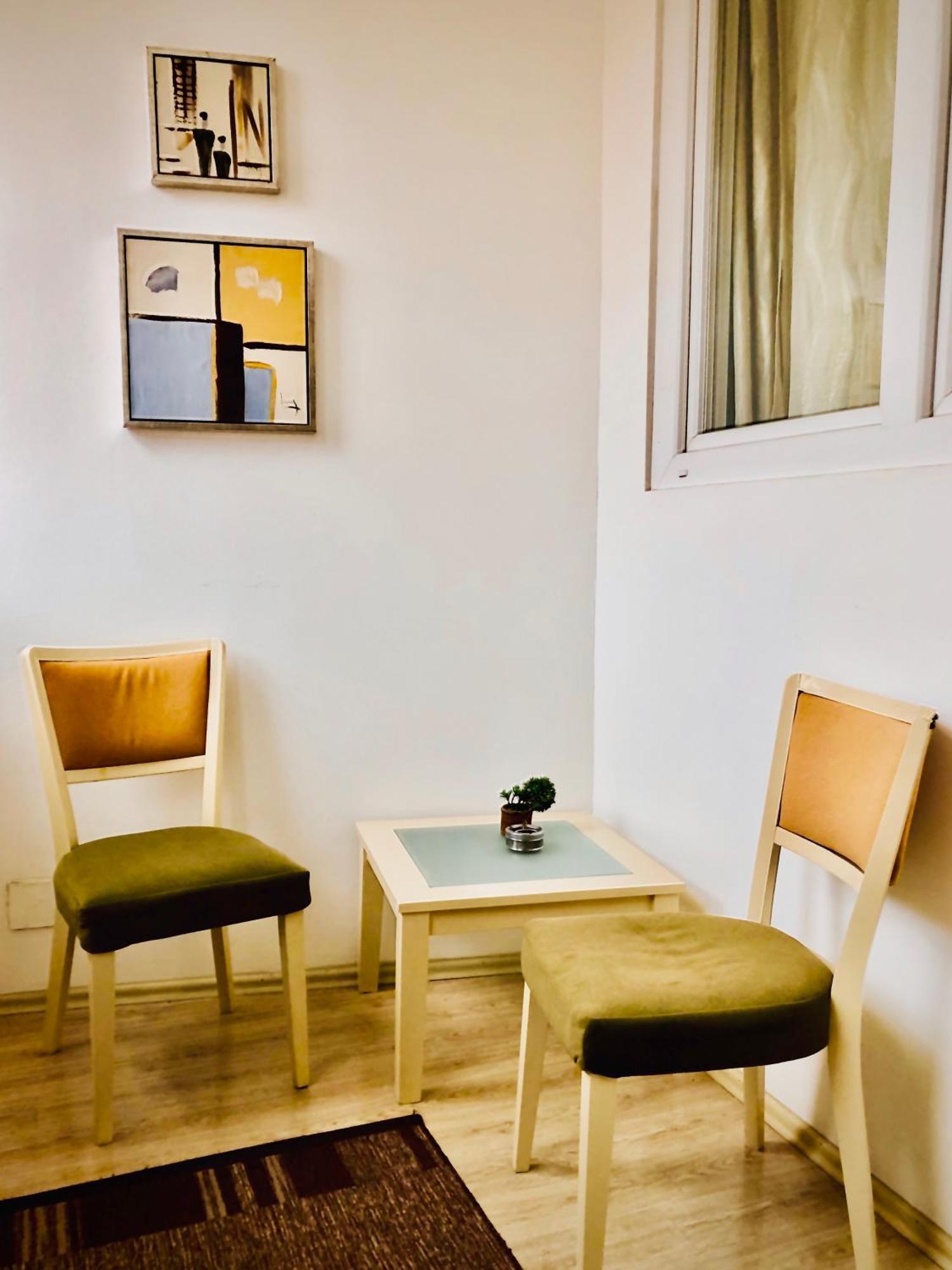 Urban Boutique Hotel Приштина Номер фото